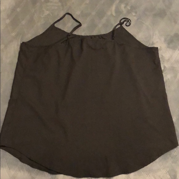 Flowy top - Picture 2 of 3